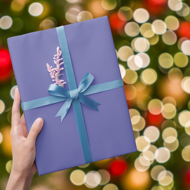 Periwinkle Solid Color Geschenkpapier (Von Creator hochgeladen)
