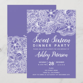 Periwinkle weiße Blumentypografie Sweet 16 Einladung
