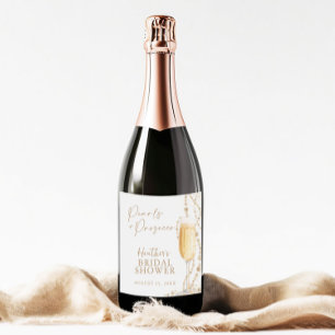 Perlen und Prosecco-Brautparty