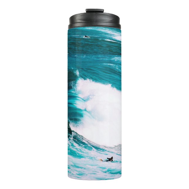 PERSON AUF DER SCHIFFFAHRT MIT OZEAN WAVES THERMOSBECHER (Vorderseite)