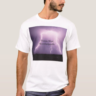 Person das meiste sachkundige - T-Shirt