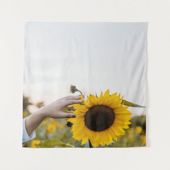 Person mit Sonnenblume Wandteppich (Vorderseite)