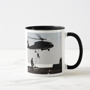 Personal Schnellseil aus einem SH-60F heraus Tasse