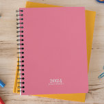 Personal Stationery ・ Bubblegum Pink Weekly Planer<br><div class="desc">Einfaches Personal Schreibwarenplaner. 12 Monate Planer mit monatlichen Übersichten und wöchentlichen Planungsblättern. Kontakt für Hilfe bei der Personalisierung.</div>