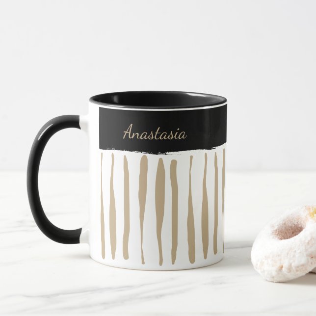 Personalised Black and Gold Artistic Stripes Tasse (Mit Donut)