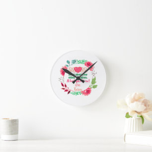 Personalisieren Sie die Mama mit den anderen Kinde Runde Wanduhr