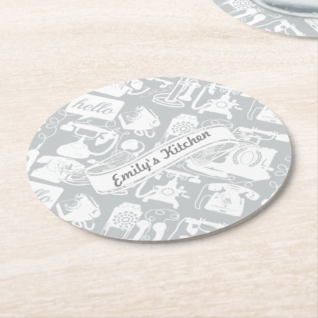 Personalisieren Sie Hello Gray oder ein beliebiges Runder Pappuntersetzer (Angewinkelt)