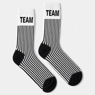 Personalisieren Sie TEAM NAME Schwarz-weiß Stripes Socken
