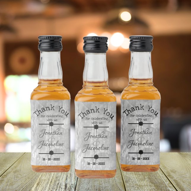 Personalisieren Sie uns für Ihre Feier mit uns Min Alkoholflaschenetikett (Personalized 'Thank You For Celebrating With Us' - Mini Liquor Bottle Labels.)
