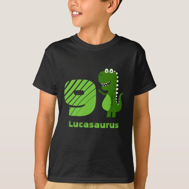 Personalisiert 9. Geburtstag Dinosaurier T-Shirt (Vorderseite)