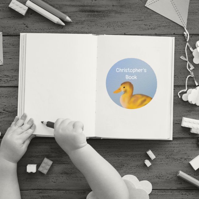 Personalisiert Baby Duckling Dieses Buch gehört Runder Aufkleber (Von Creator hochgeladen)