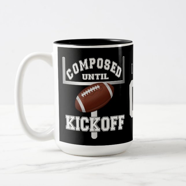 Personalisiert bis Kickoff Football Spaß zusammeng Zweifarbige Tasse (Links)
