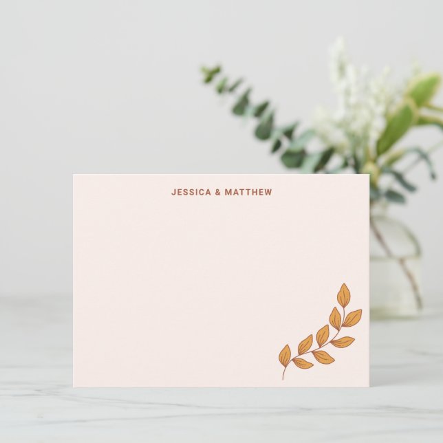 Personalisiert Boho Earthy Vine Custom Wedding Nam Dankeskarte (Stehend Vorderseite)