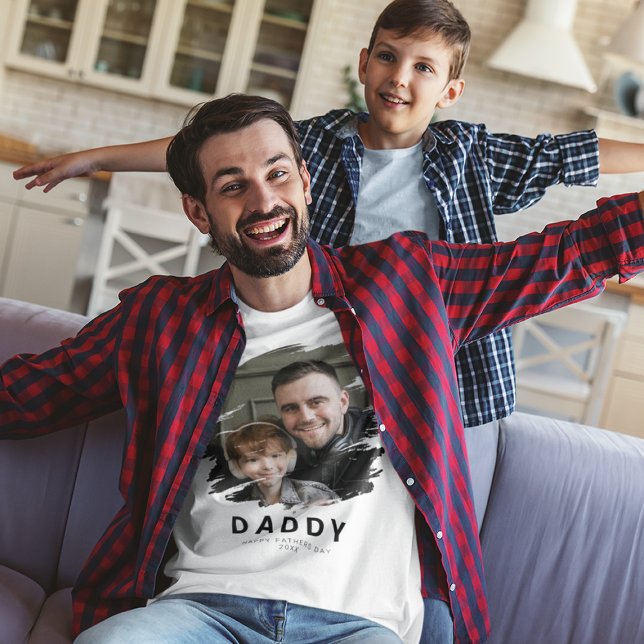 Personalisiert Daddy | Vatertag T-Shirt (Von Creator hochgeladen)