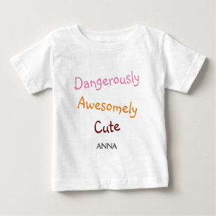 Personalisiert Dangerous Awesomom Niedlich Baby T-shirt