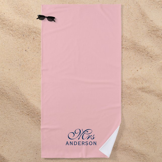 Personalisiert Editable Colors Elegante Script Mrs Strandtuch (Von Creator hochgeladen)