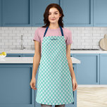 Personalisiert Fügen Sie Ihren Namen Minze Turquoi Schürze<br><div class="desc">Personalisierte Schürze mit einem winzigen türkisfarbenen Gingham-Muster und einem blauen Skript für Ihren Namen. Es ist ein großartiges Geschenk für einen, der gerne kochen, backen oder GRILLEN. Personalisieren Sie es, indem Sie den Platzhalter-Text ersetzen. Für weitere Optionen, wie zum Beispiel den Schriftart zu ändern und ihn zu vergrößern oder zu...</div>