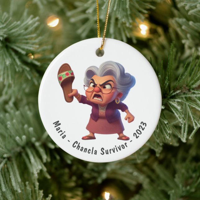 Personalisiert Funny Chancla Survivor Navidad Keramik Ornament (Baum)