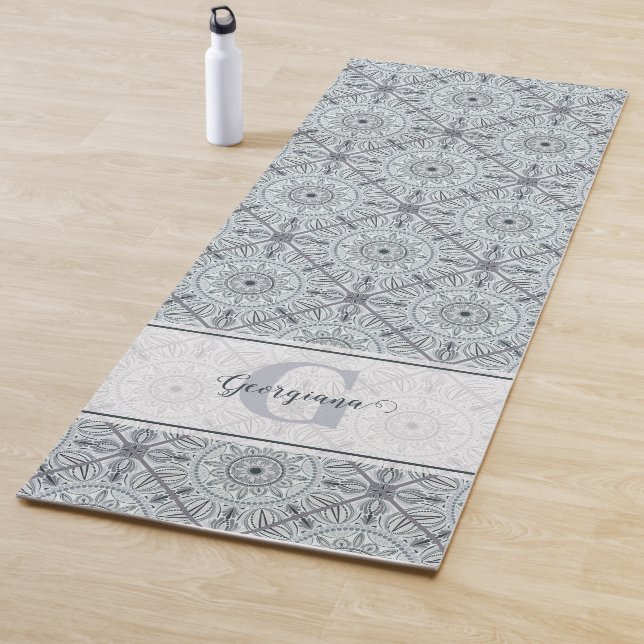 Personalisiert geflorale Harmonie Gray Mandala Yogamatte (Beispiel)