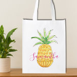 Personalisiert Gelbe Ananas Name des rosa Mädchens Wiederverwendbare Einkaufstasche<br><div class="desc">Diese niedliche,  personalisierbare,  wiederverwendbare Einkaufstasche ist voll von Sommerstil. Es ist mit einer gelben Aquarellananas und rosa Typografie ausgestattet. Sie können diese Tasche anpassen,  indem Sie den Namen ändern. Original Wasserfarbe © Michele Davies.</div>