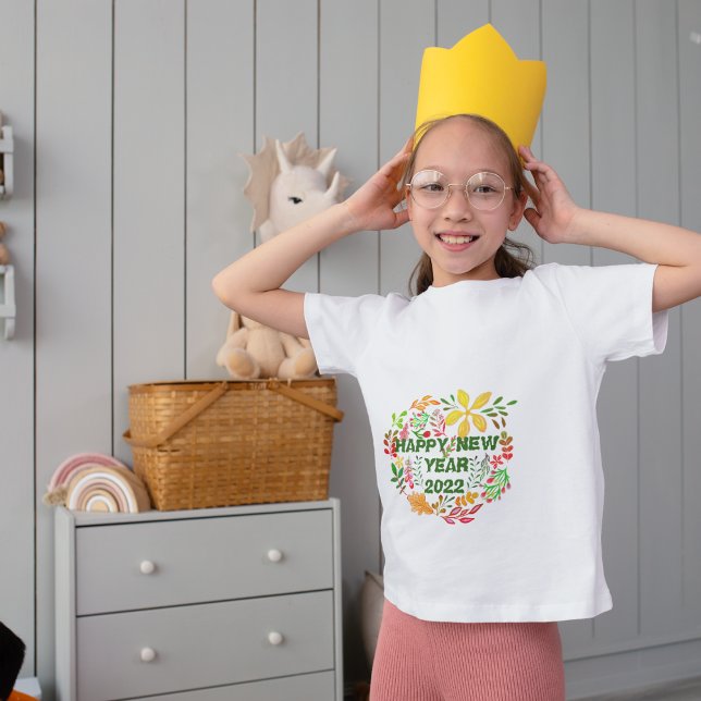 PERSONALISIERT GLÜCKLICHES NEUES JAHR 20XX T-Shirt (Von Creator hochgeladen)