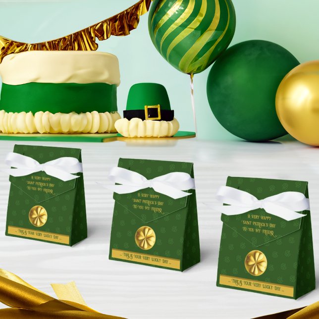 Personalisiert Golden Kleeblatt St. Patrick's Day Geschenkschachtel (Von Creator hochgeladen)