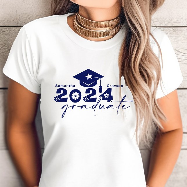 Personalisiert Graduate Class of 2024 Navy Blue T-Shirt (Von Creator hochgeladen)