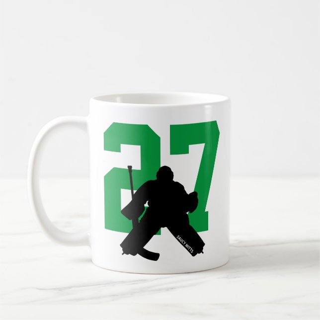 Personalisiert Hockey Goalie Player Number Green Kaffeetasse (Links)
