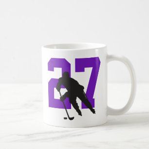 Personalisiert Hockey Player Nummer Lila Kaffeetasse