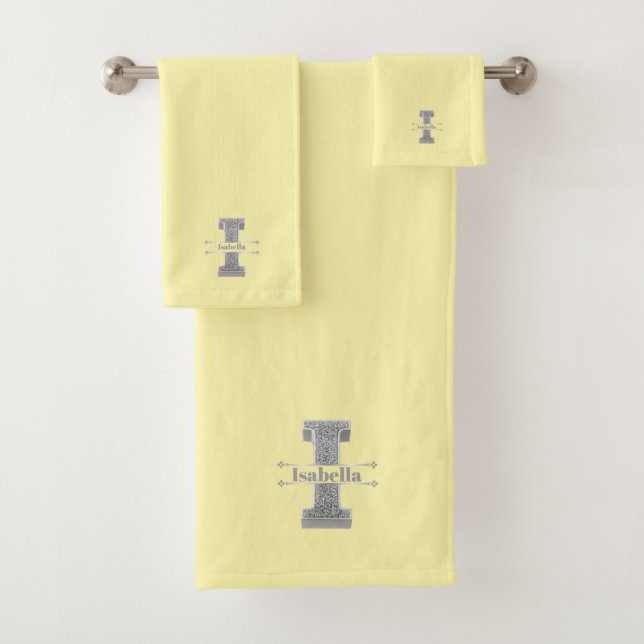 Personalisiert I Initial Silver Monogram Your Name Badhandtuch Set (Insitu)
