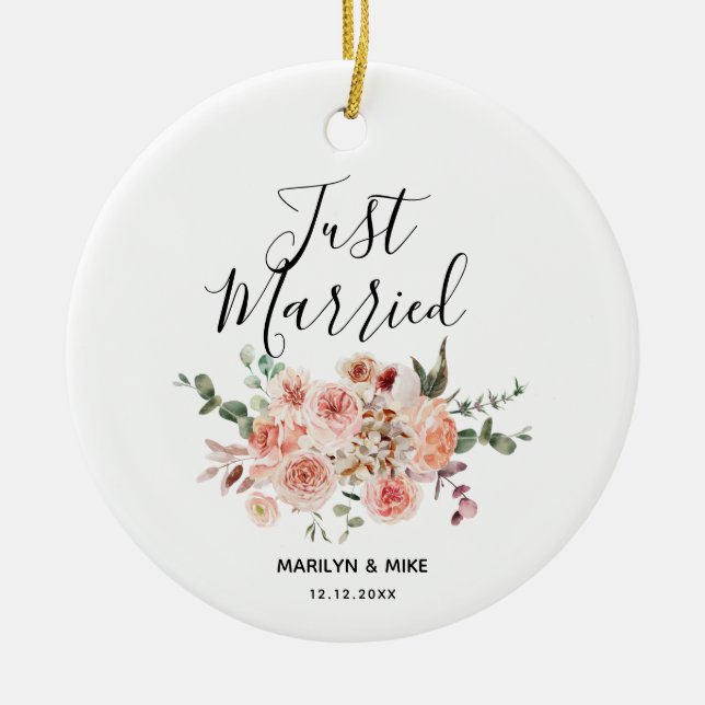 Personalisiert Just Married Peach Floral Keramik Ornament (Vorne)
