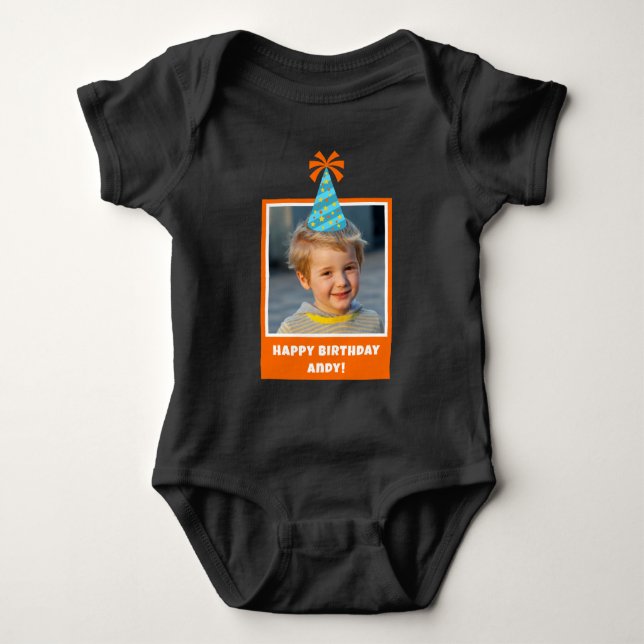 Personalisiert Kid Foto Happy Birthday w/ Blue Hat Baby Strampler (Vorderseite)