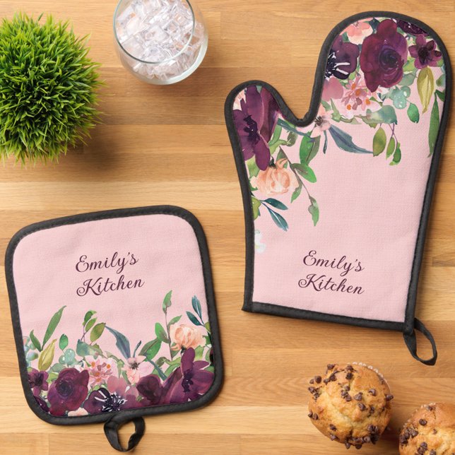 Personalisiert Kitchen Burgundy Pink Floral Ofenhandschuh & Topflappen-Set (Personalized Name Kitchen Burgundy & Blush Pink Floral Oven Mitt Set)