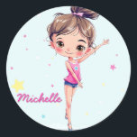 Personalisiert Little Gymnast Girl Christmas Pink Runder Aufkleber<br><div class="desc">Personalisieren Sie diesen Aufkleber,  um ihn zu einem einmaligen Geschenk zu machen,  das jeden jungen Gymnastiker begeistern wird. Fügen Sie allen Ihren Ferienkünsten und Dekorationen eine besondere Touch mit diesem charmanten,  individuell gestaltbaren Design hinzu.</div>