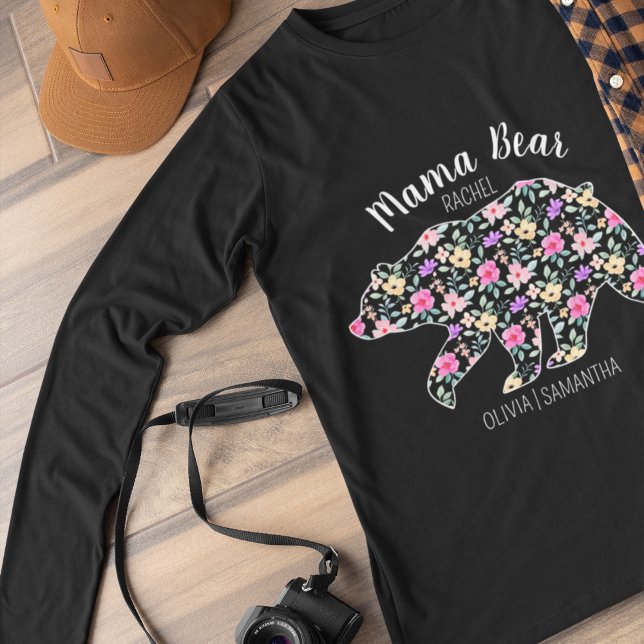 Personalisiert Mama Bear Floral Mother Mama Mummy  T-Shirt (Von Creator hochgeladen)