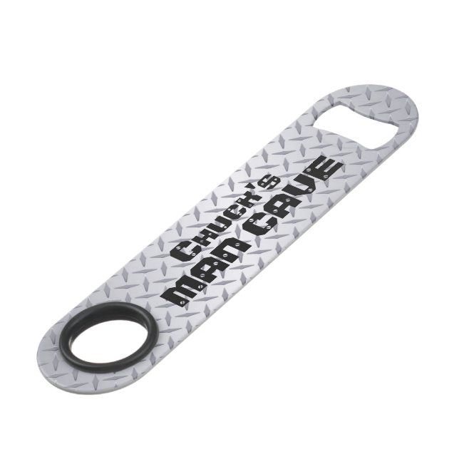 Personalisiert Man Cave Diamond Plate Speed Flaschenöffner (Vorderseite Schrägansicht)