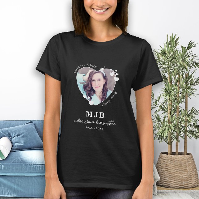 Personalisiert Memorial Monogram Forever Heart Fot T-Shirt (Von Creator hochgeladen)