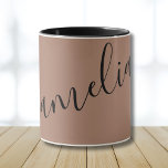 Personalisiert Mocha Mousse Name Tasse<br><div class="desc">Handgeschriebene,  anpassbare Mocha Mousse Name Kaffee Tasse</div>