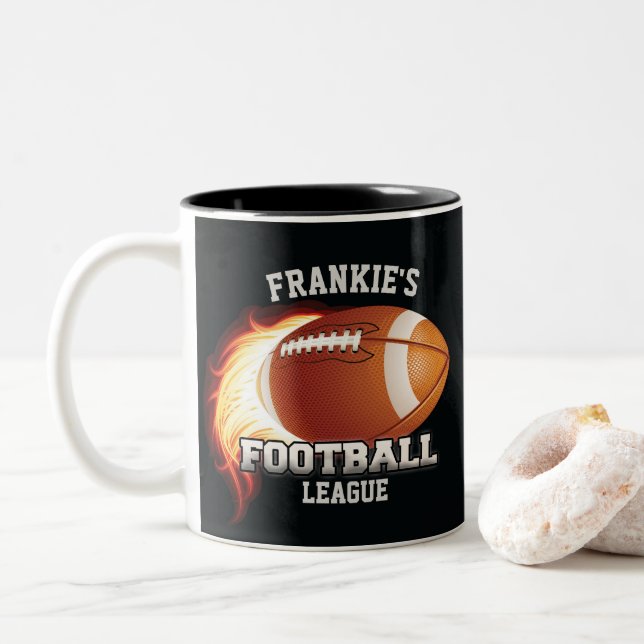 Personalisiert NAME American Football Flames Sport Zweifarbige Tasse (Mit Donut)