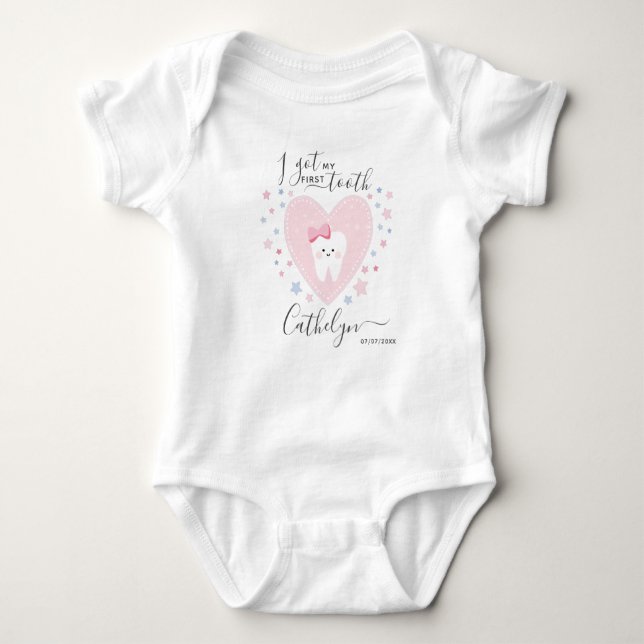 Personalisiert Name Baby Girl First Tooth Outfit Baby Strampler (Vorderseite)