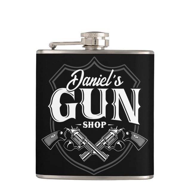 Personalisiert NAME Old Revolvers Gun Shop Feuerwa Flachmann (Vorderseite)