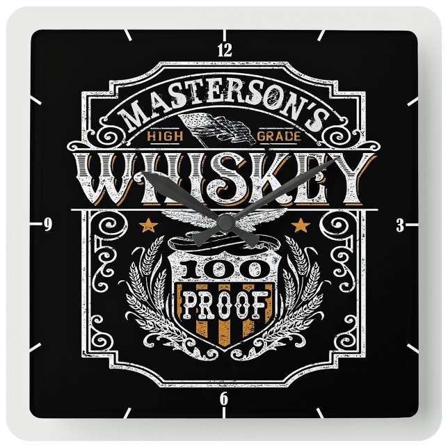 Personalisiert NAME Old West Whiskey Brauerei Bar Quadratische Wanduhr (Von Creator hochgeladen)