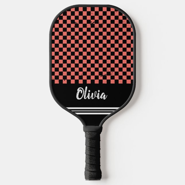 Personalisiert Name Rosa und schwarzes Schachbrett Pickleball Schläger (Vorderseite)
