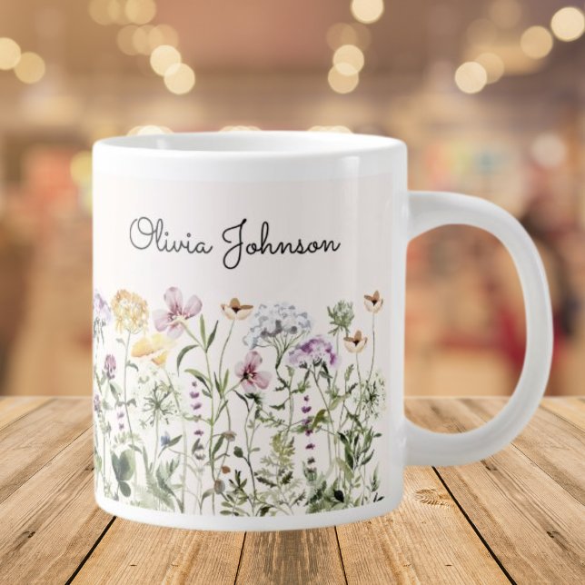 Personalisiert Name Wildblume Garten Jumbo-Tasse (Close up, On the table)