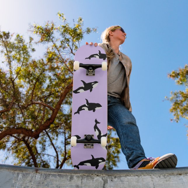 Personalisiert Orca Whale Pod Pattern Pastel Lilac Skateboard (Außenbereich 1)