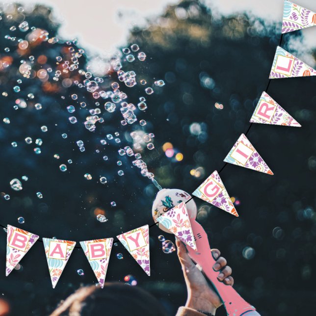 Personalisiert Pink Floral Patten Baby Girl Wimpelkette (Von Creator hochgeladen)