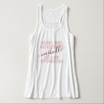 Personalisiert Pink Girls Bestie Trip Tank Top<br><div class="desc">Personalisierte Girls Weekend Trip Custom Flowy Yoga Tank Top mit bearbeitbarem Text und Text für Ihr Datum,  Ziel oder Ort,  Name und lustiges Zitat wie "Besties,  Buds,  Getränken" macht einen Spaß und nützlichen Sake für Ihre Reise-Teams oder Brautmädchen.</div>