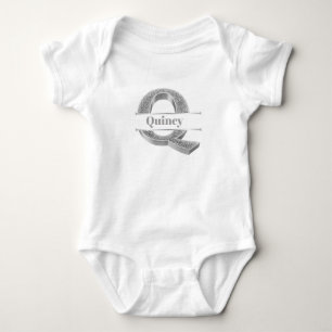 Personalisiert Q Erste Silver Monogramm Ihr Name Baby Strampler