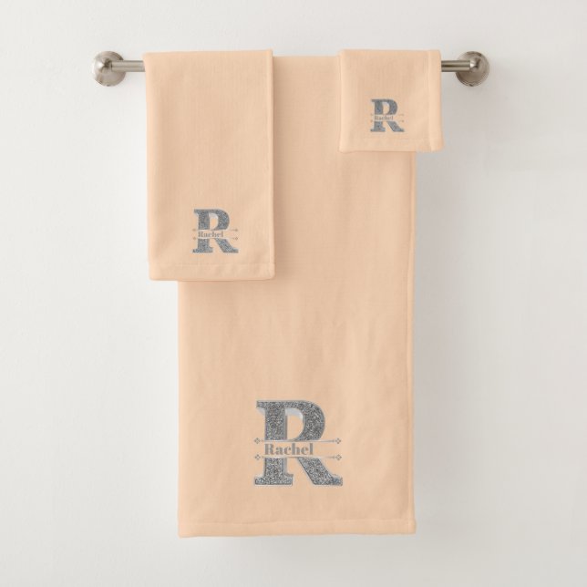 Personalisiert R Initial Silver Monogram Ihr Name  Badhandtuch Set (Insitu)