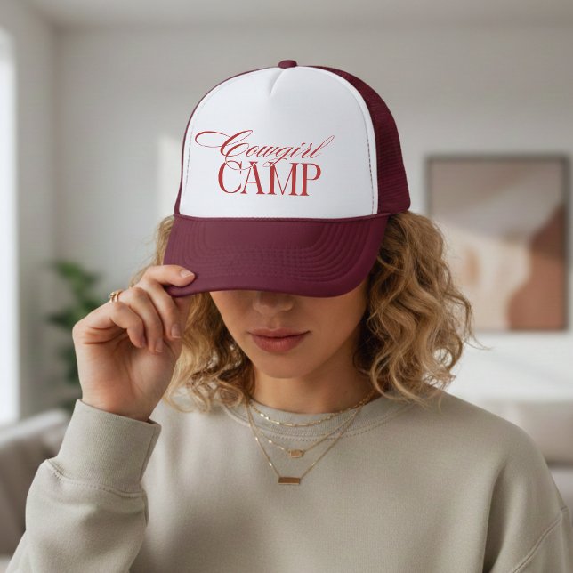 Personalisiert Red Cowgirl Camp Bachelorette Truckerkappe (Western Cowgirl Camp Red Bachelorette Trucker Hat)